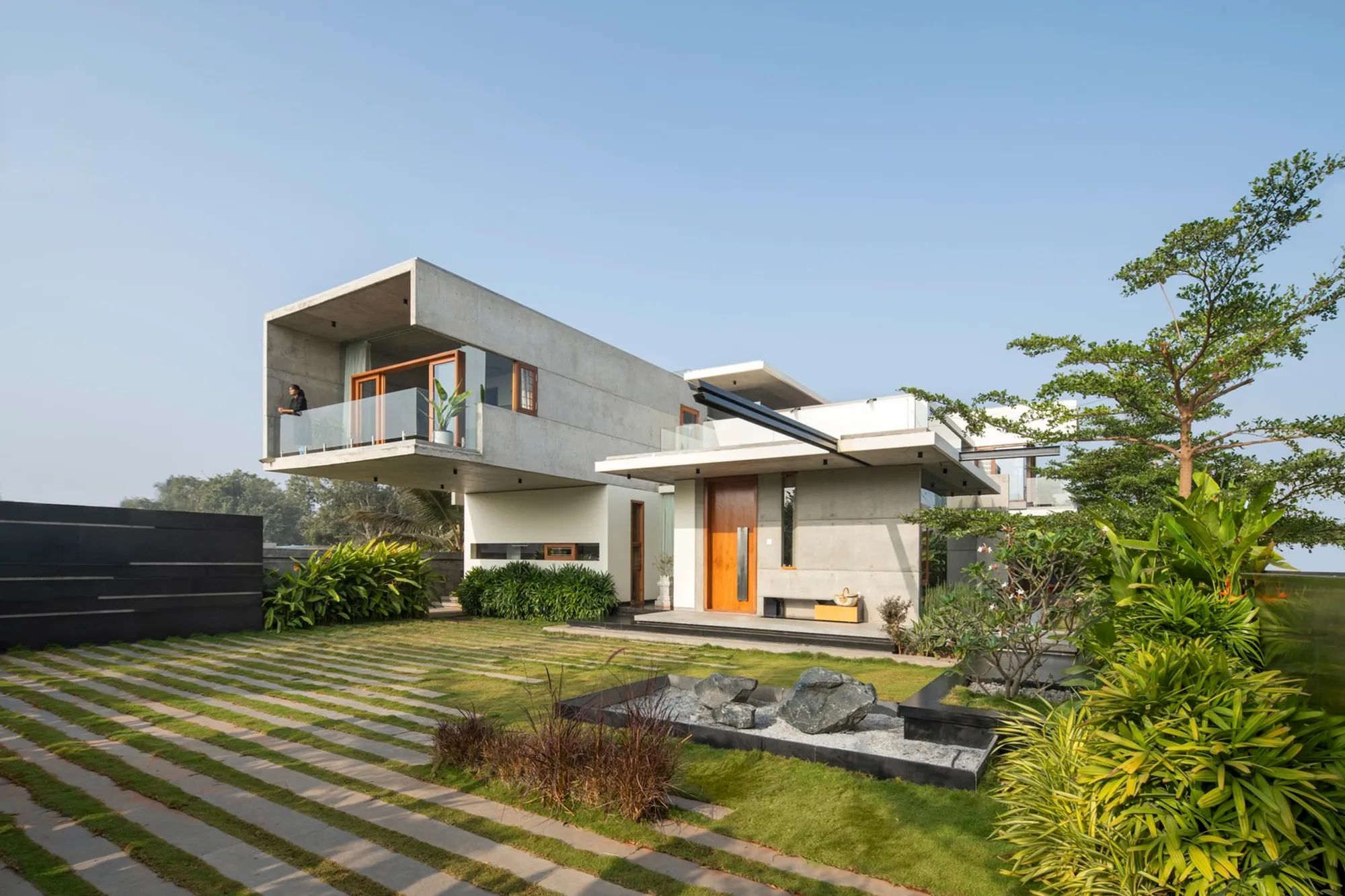 The Quarry House by Crest Architects, Bengaluru, India
