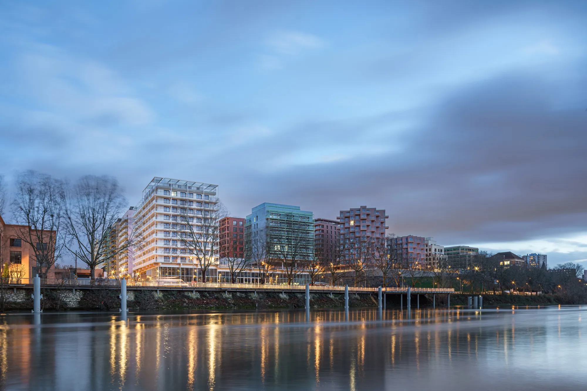 The Athlete's Village at Îlot Quinconces: Innovative Riverscape Housing in Saint-Ouen-sur-Seine