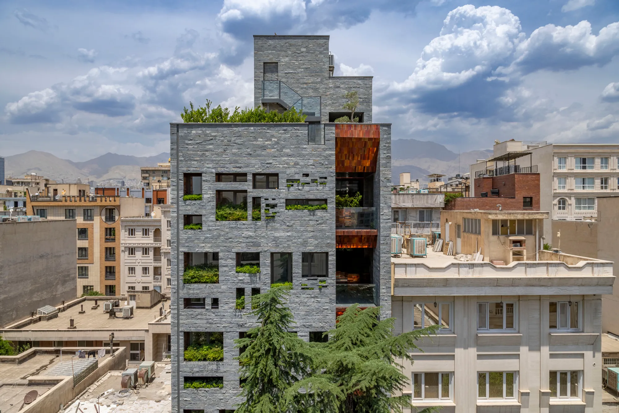 Darya Residential Building by Hooba Design: Reimagining Infill Housing in Tehran