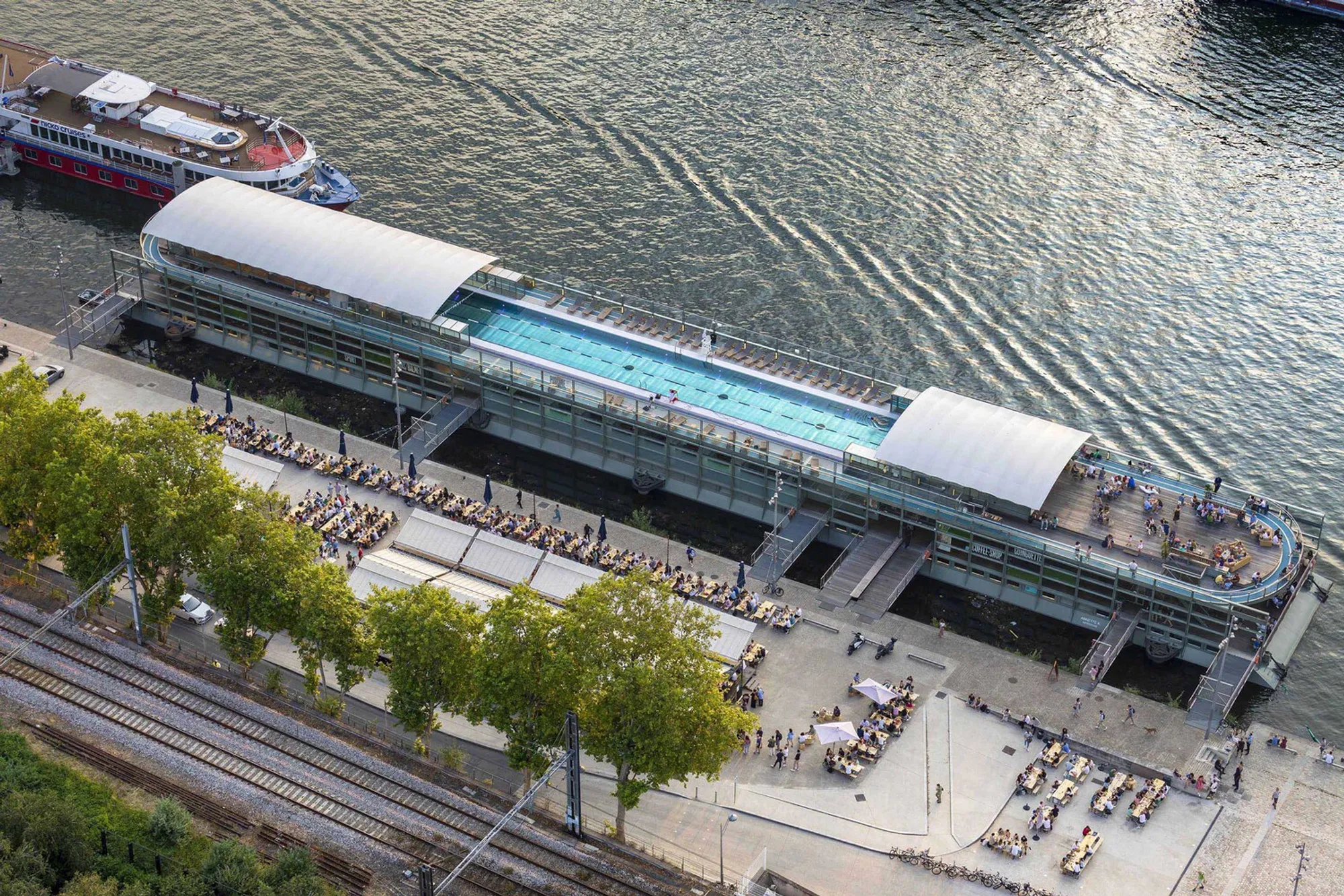 Annette K Sports Health & Well-Being Center, Paris