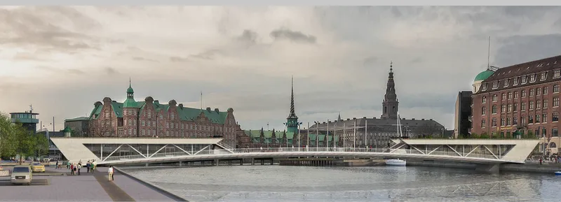 The City Link in closed position, seamlessly connecting historic waterfronts.