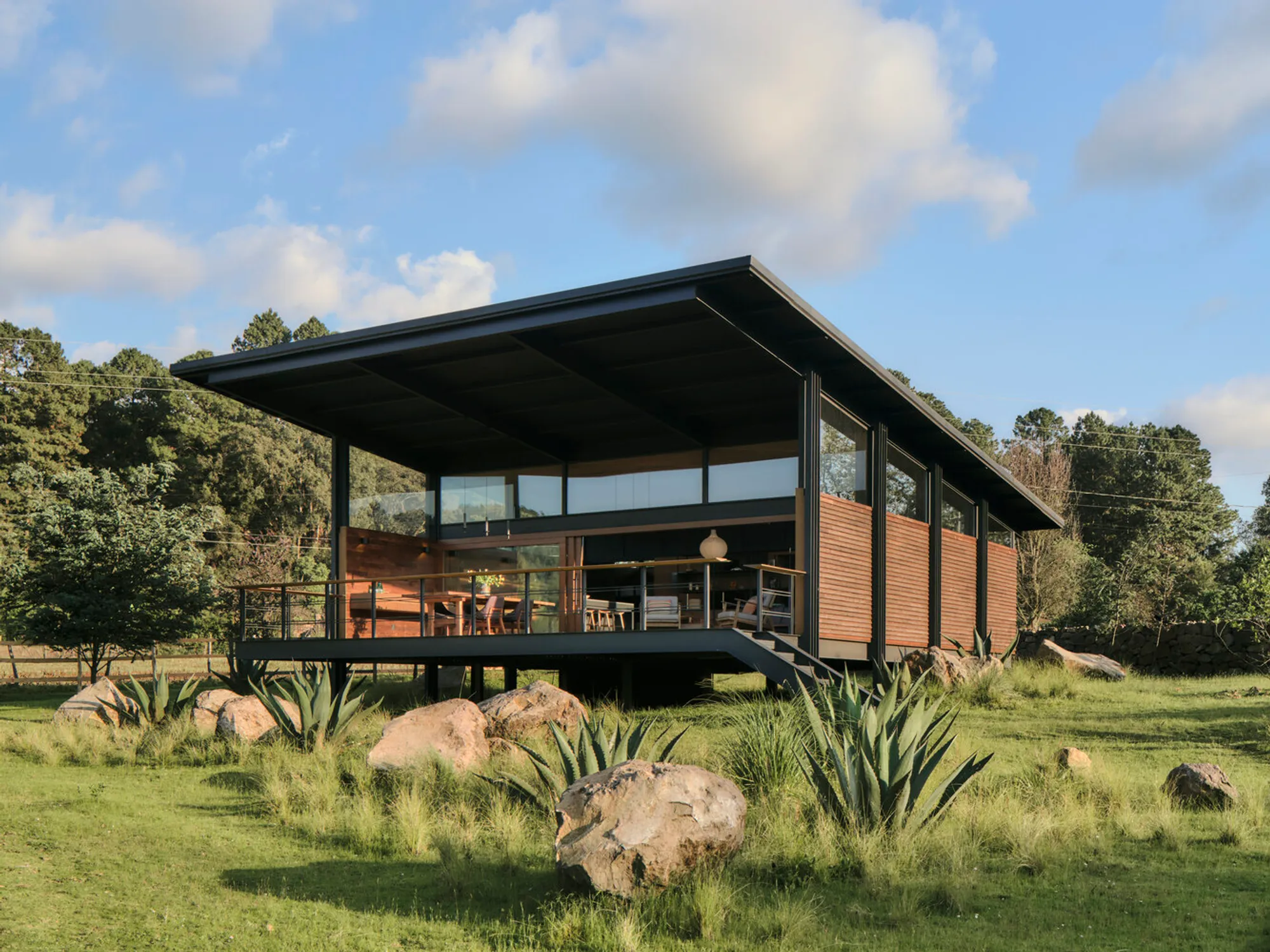 Tiny House in Valle de Bravo by Weber Arquitectos: Compact Living Immersed in Nature