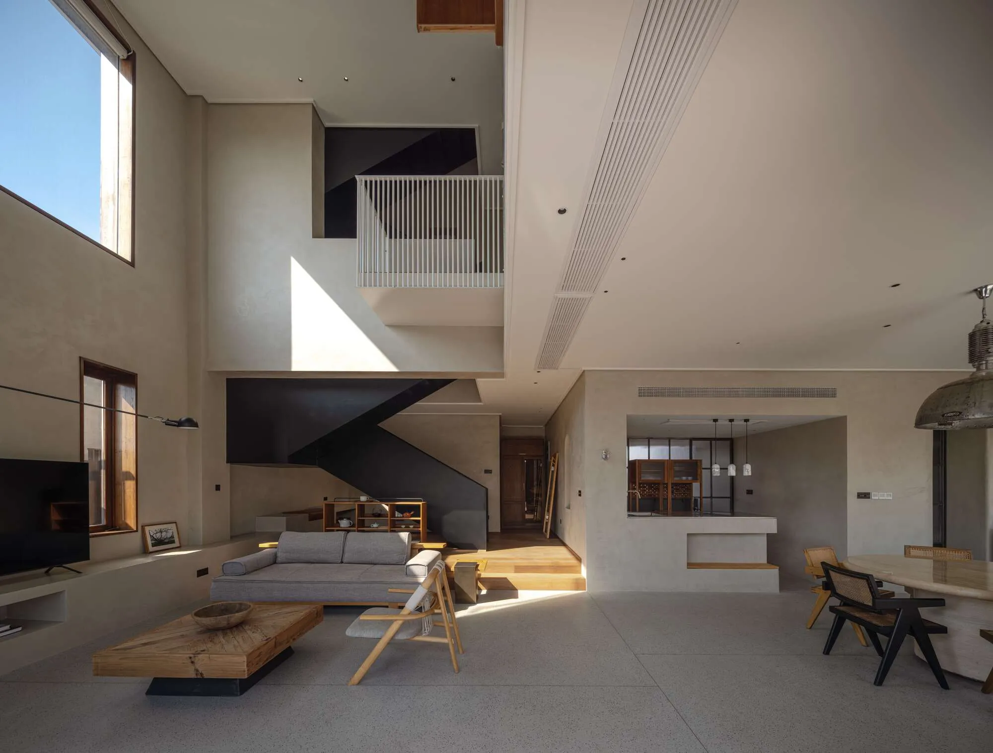 East Courtyard: A Concrete Homecoming in Rural China