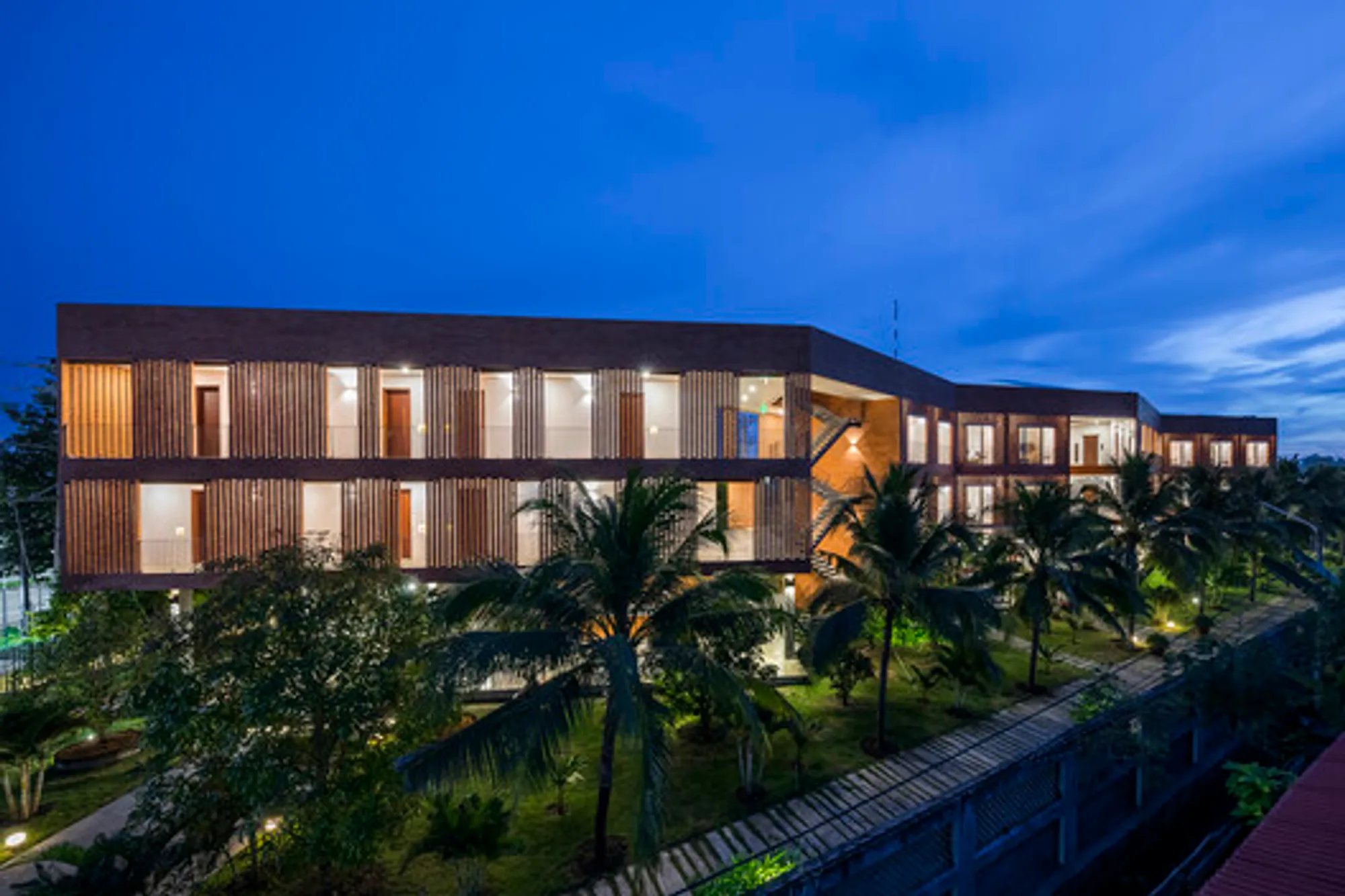 Ben Tre Hotel by Sanuki Daisuke Architects: Immersive Boutique Experience in the Mekong Delta