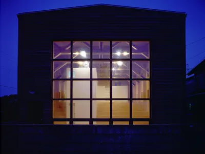 Studio Steps by Riken Yamamoto: Atelier Home Integrating Art, Living, and Performance