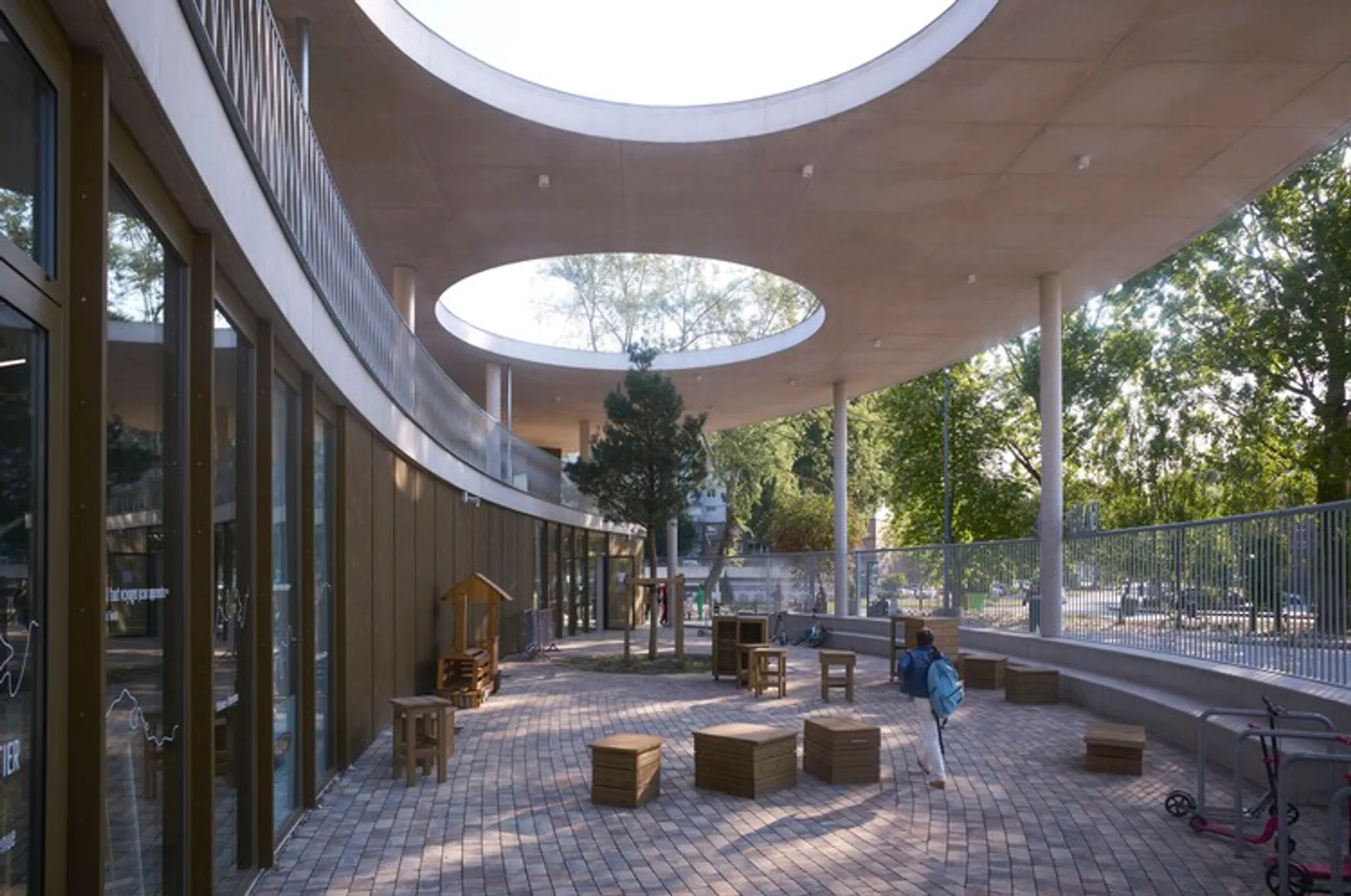 L’Alliance School: A Fluid Educational Campus Integrating Community, Landscape, and Learning