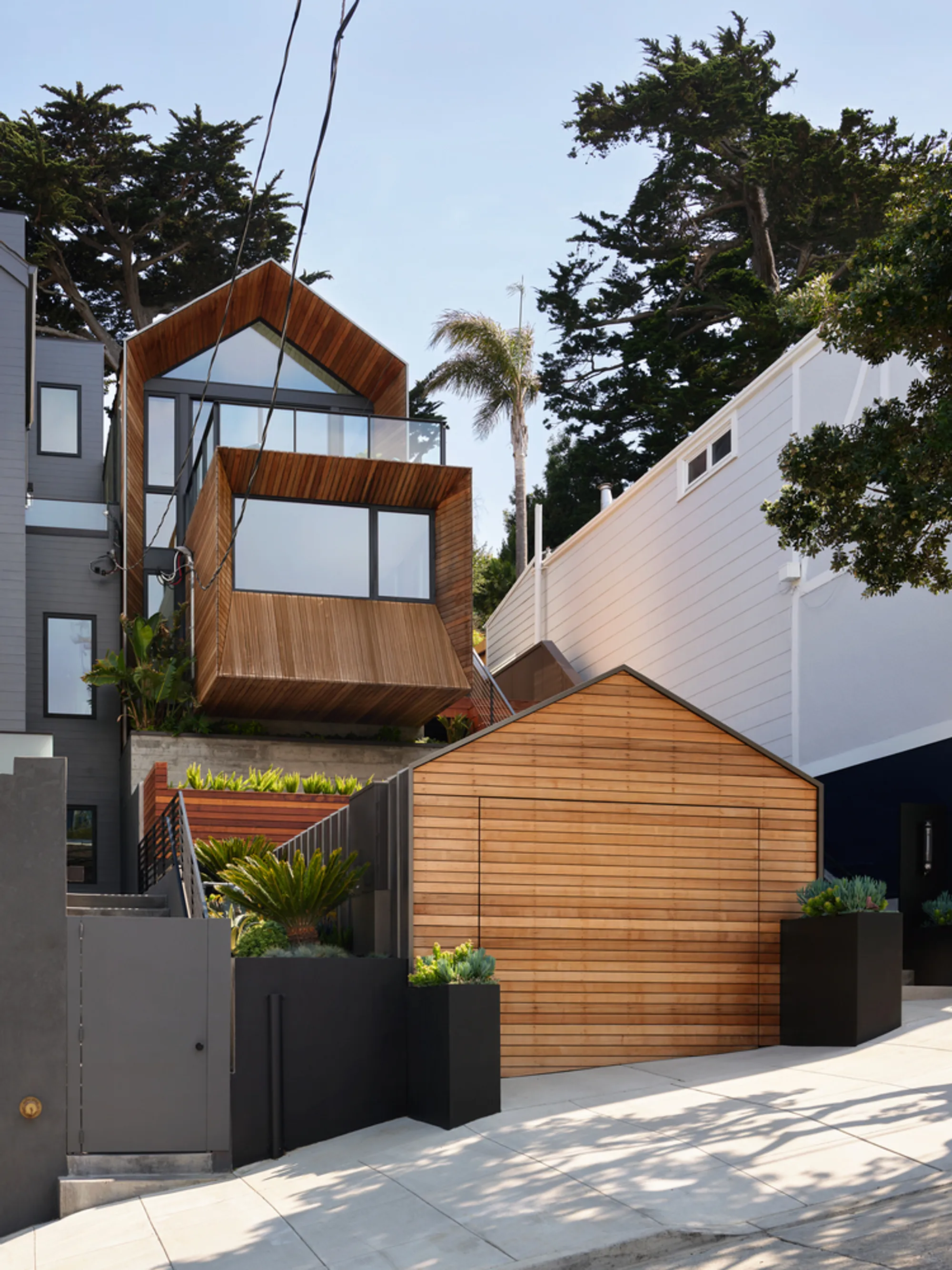 Dolores Heights Residence by Jones Haydu: Modern San Francisco Home with Panoramic Views