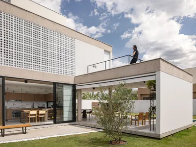 Taquari House by Estúdio Empena: A Contemporary Residence Integrating Landscape, Light, and Spatial Permeability in Bra