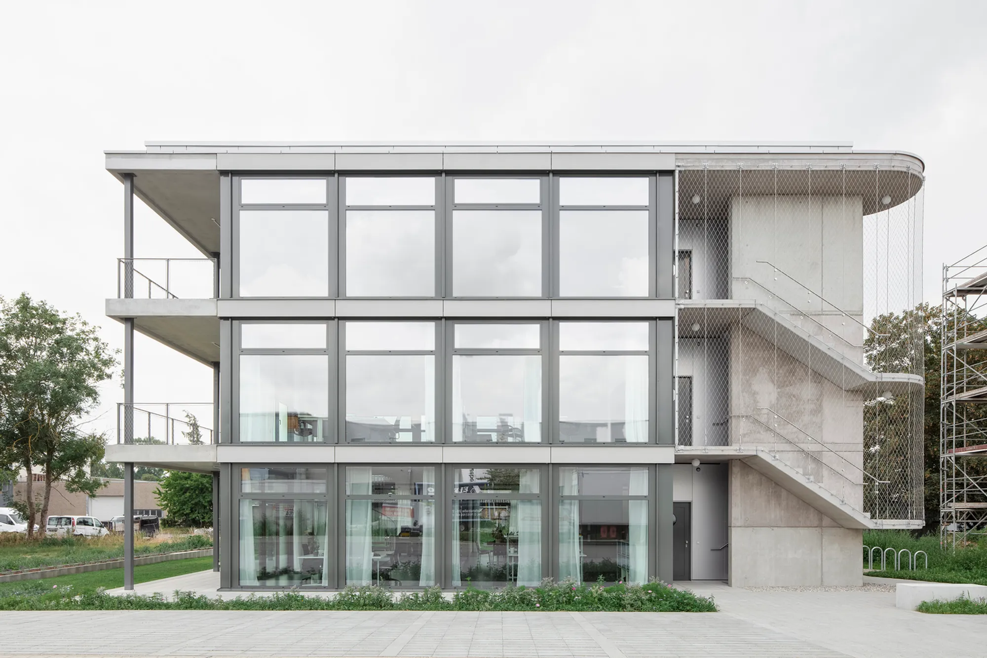 TINA Flexible Office and Residential Building by STUDIO SOZIA: Adaptive Architecture for Future Urban Living