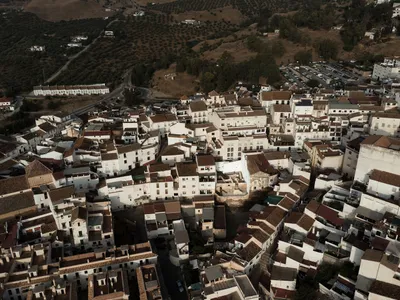 Aljibes Viewpoint in Álora: A Contemporary Architectural Journey Through History