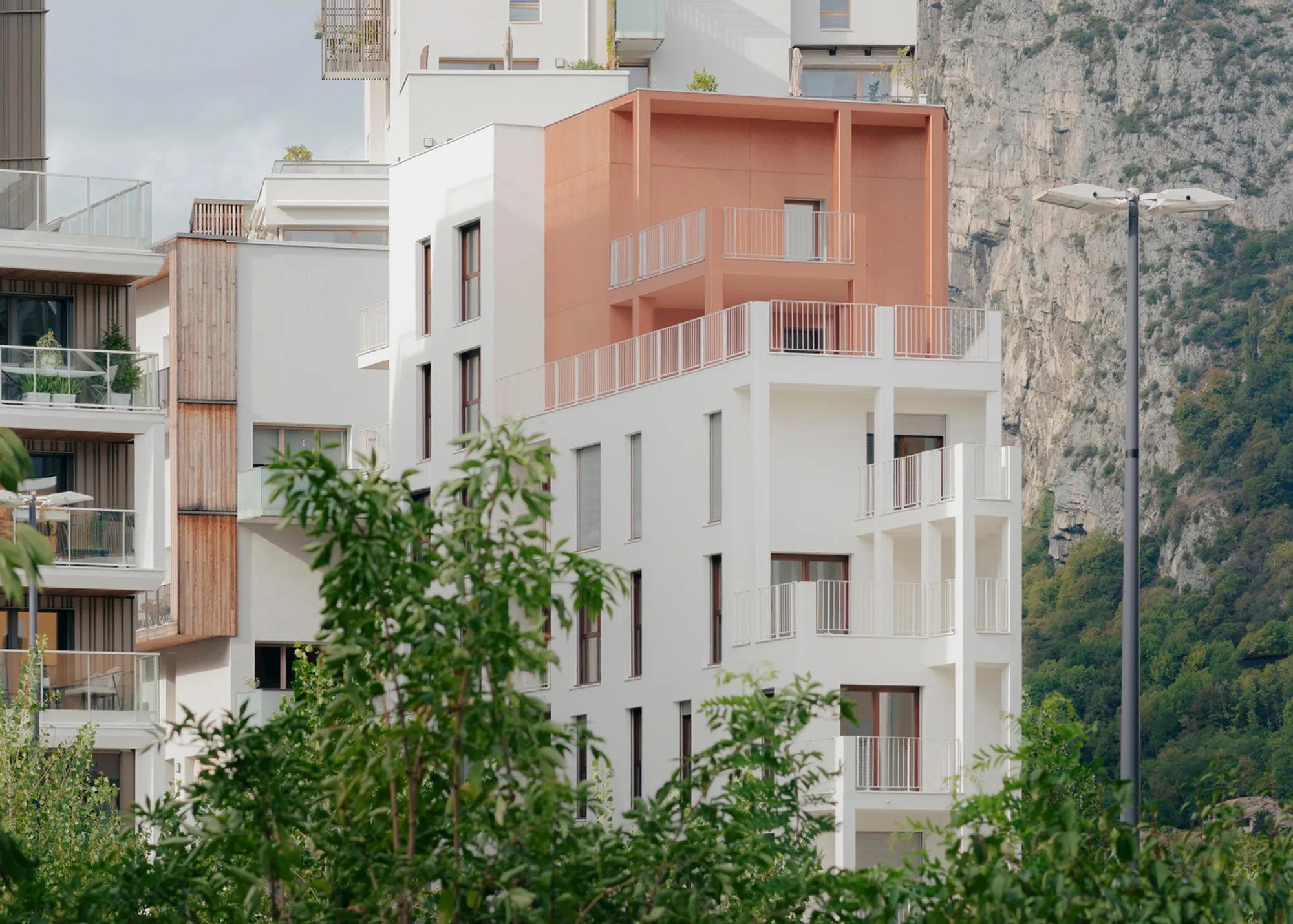 Scala Housing by AQMA: Innovative Residential Design in Grenoble