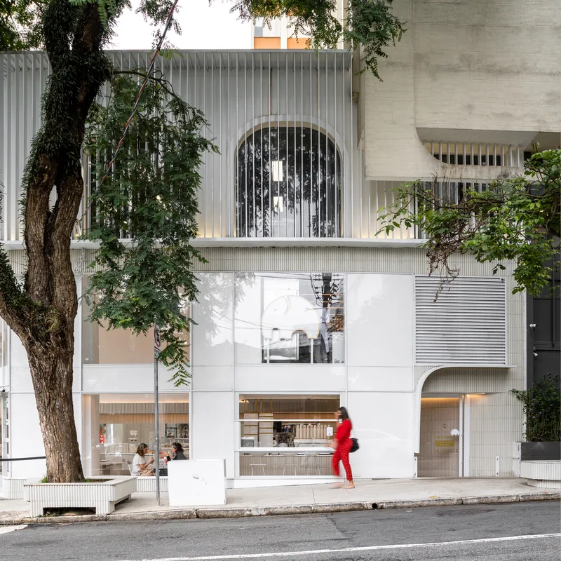 We Coffee Jardins by BYN Studio + ENTRE Arquitetos