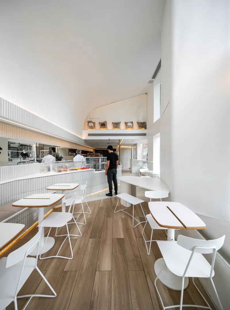 We Coffee Jardins by BYN Studio + ENTRE Arquitetos
