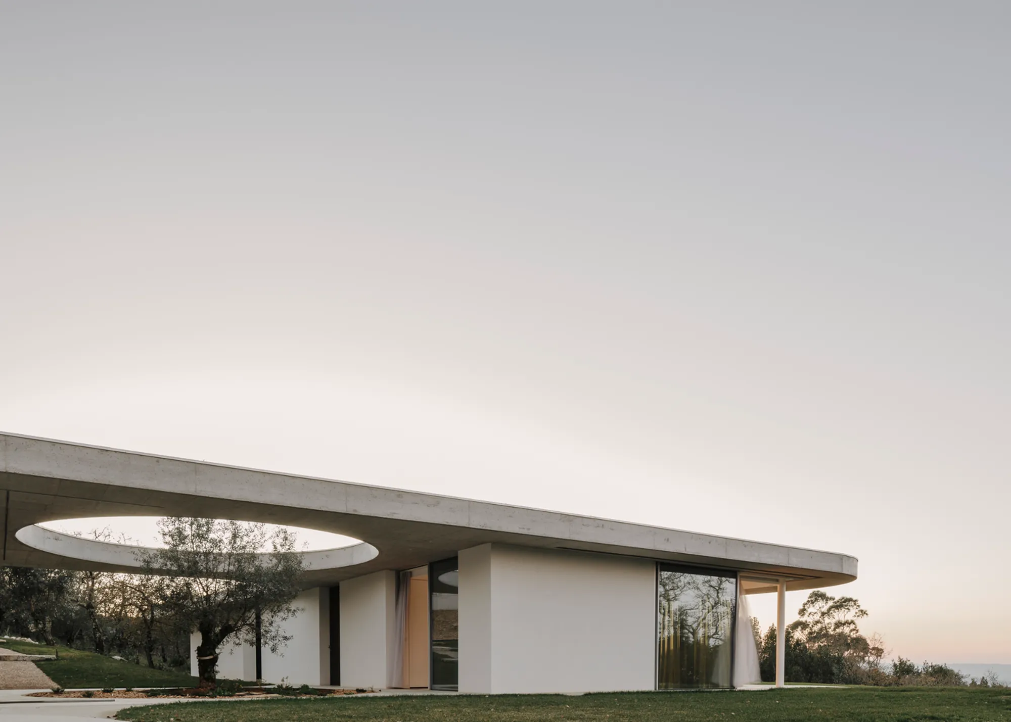 Chouso House by Bruno Dias Arquitectura: A Contextual Rural Retreat Rooted in Portuguese Landscape