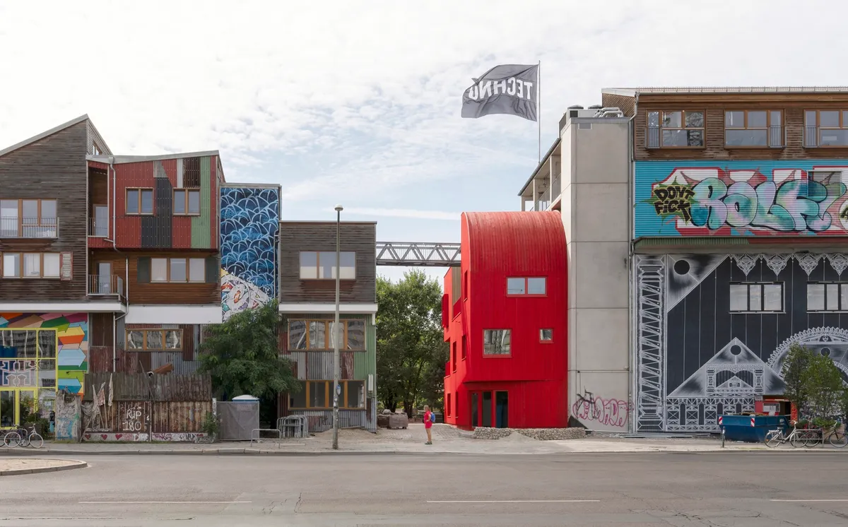 Haus 2+ by Office ParkScheerbarth: Pioneering Timber Architecture in Berlin’s Holzmarkt Quarter