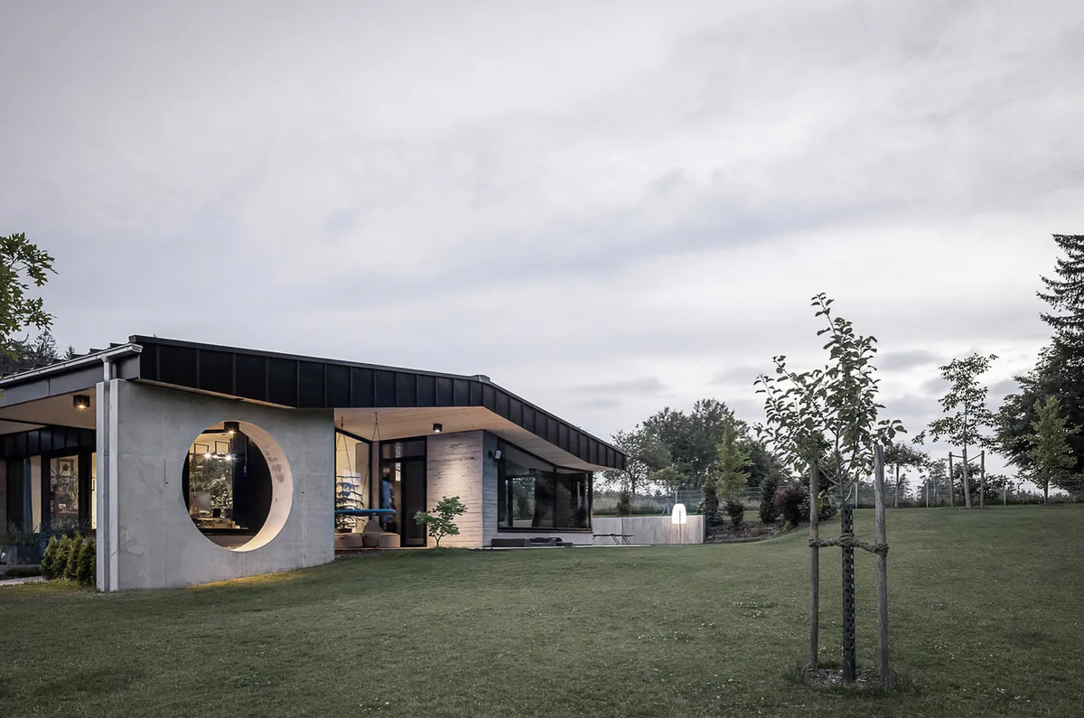 Nordlicht House: A Sustainable Modern Interpretation of Bavarian Tradition