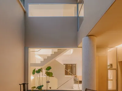 A Chongqing Home Where Terrain Becomes Architecture