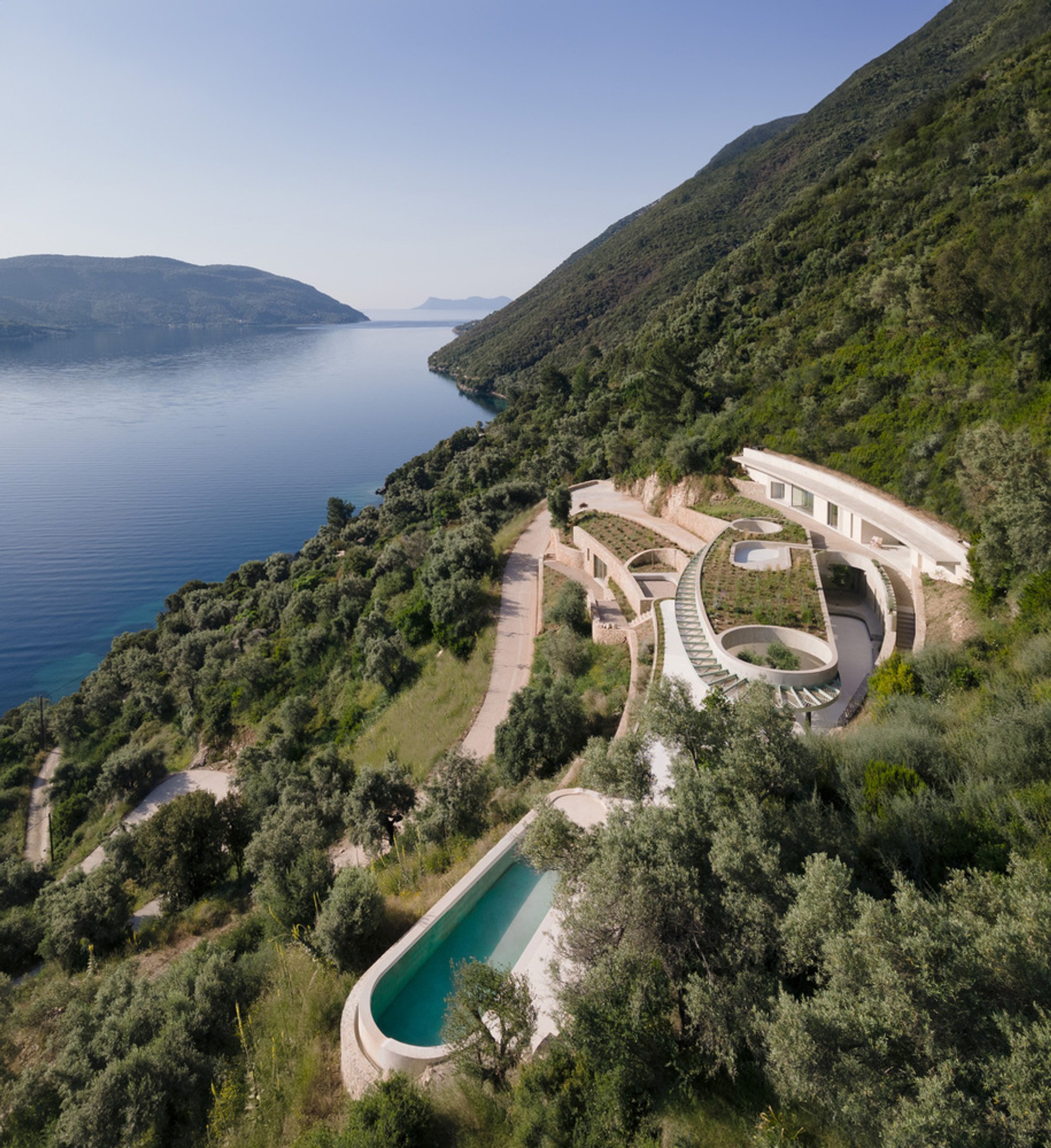 THYTA House by LASSA Architects: A Contemporary Retreat Framing the Ionian Landscape