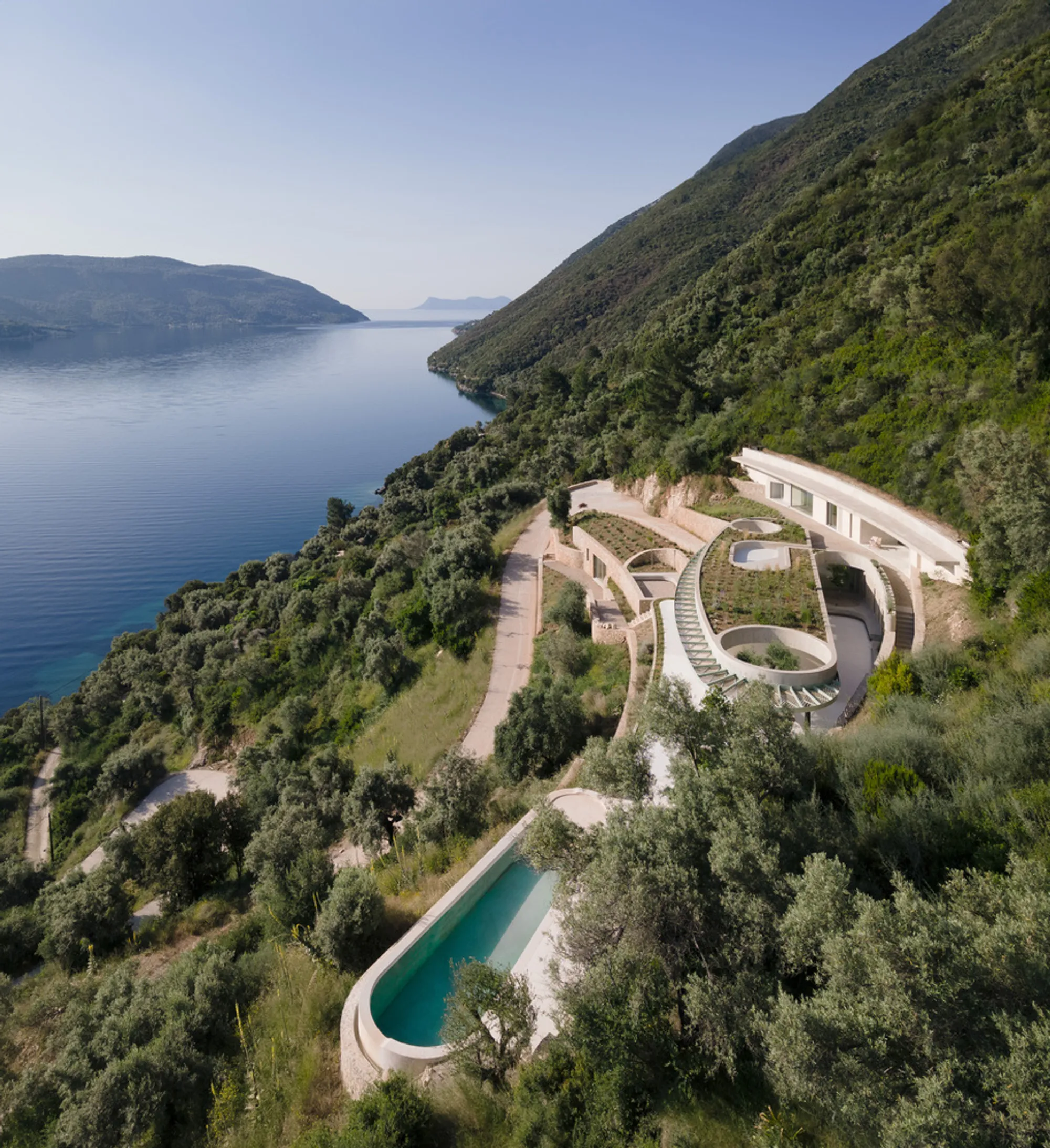 THYTA House by LASSA Architects: A Contemporary Retreat Framing the Ionian Landscape