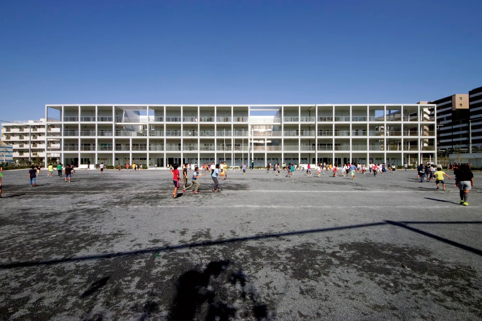 Koyasu Elementary School by Riken Yamamoto: Innovative Educational Architecture in Yokohama