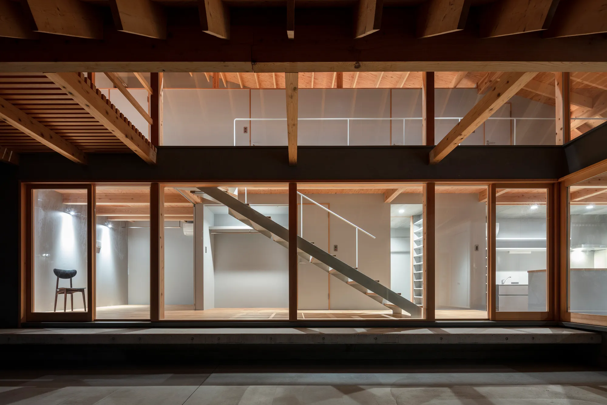 Folded Roof House by ISHIZAKI ARCHITECTS