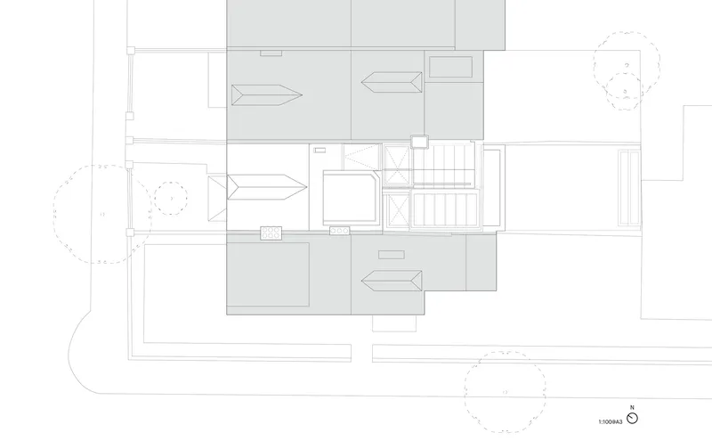 Roof plan drawing showing skylight placements and directional arrows indicating ventilation or circulation patterns