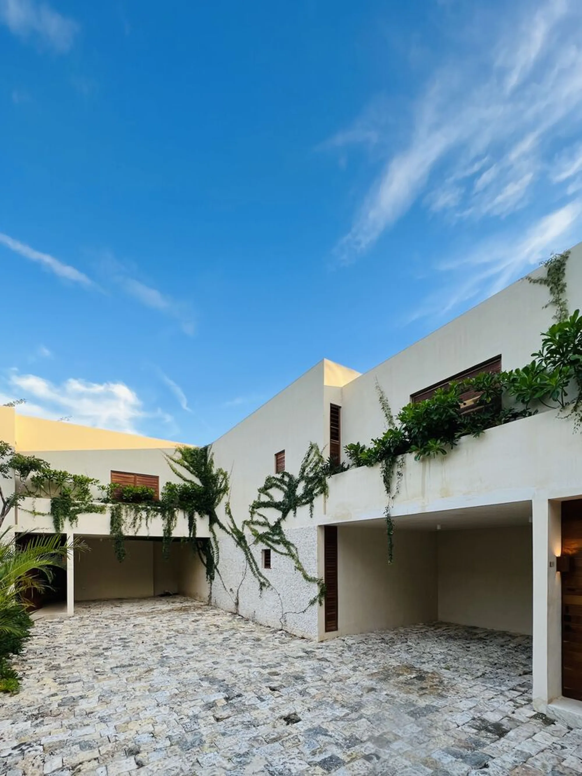 Villas 72 Residence by DMTALLER: A Contextual and Sustainable Housing Project in Mérida