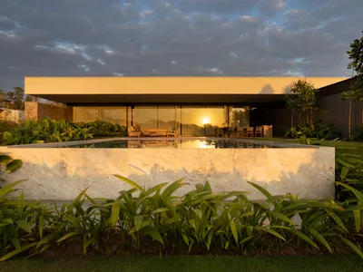 N2B Arquitetura Turns a Ribeirão Preto Home into a Refuge Behind Concrete Screens and Freijó Wood