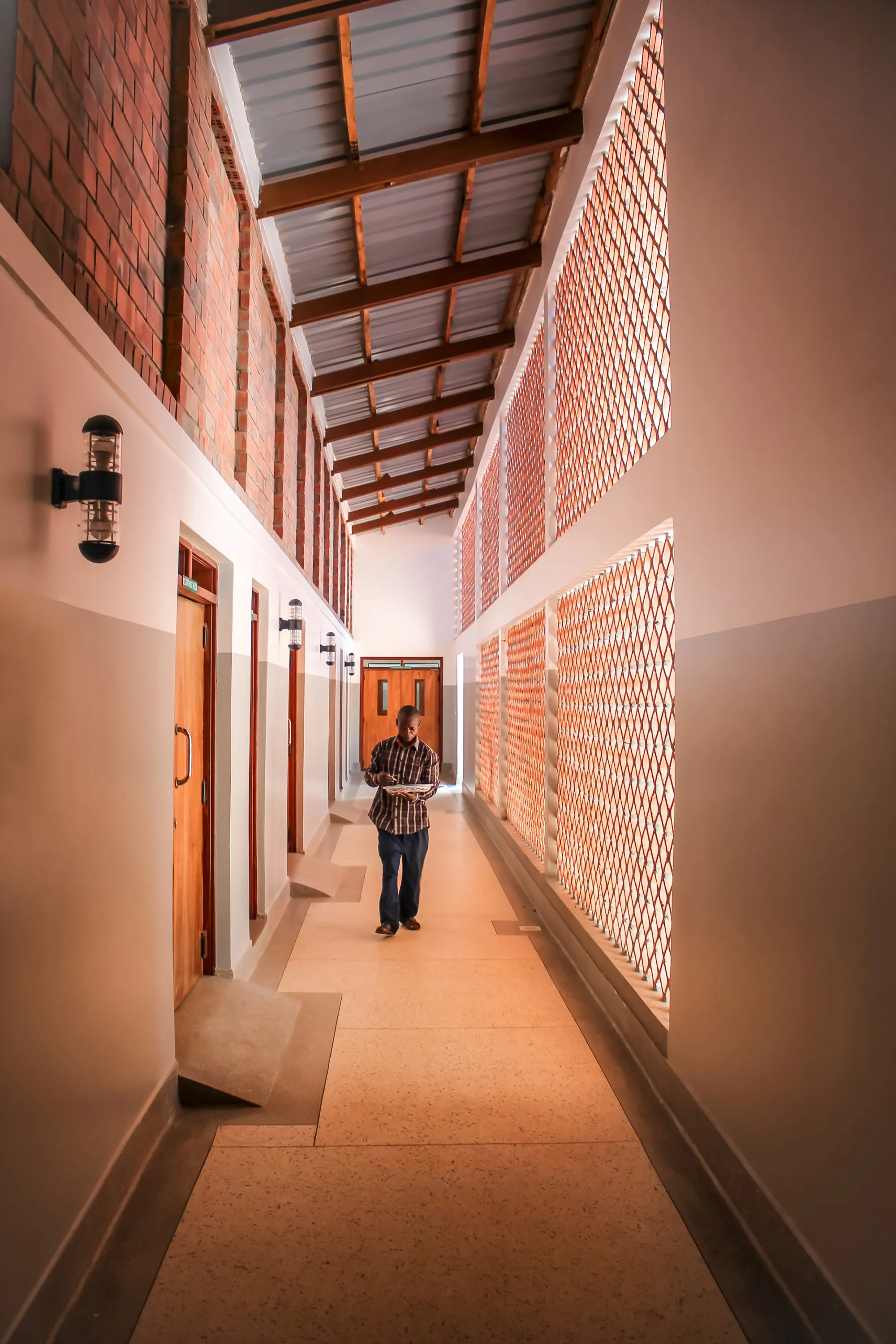 CAUKIN Studio Builds a 100-Bed Maternity Centre from Unfired Earth Bricks in Eastern Uganda
