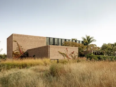 LABarq Builds an Entire House in Querétaro from a Single Custom Concrete Block