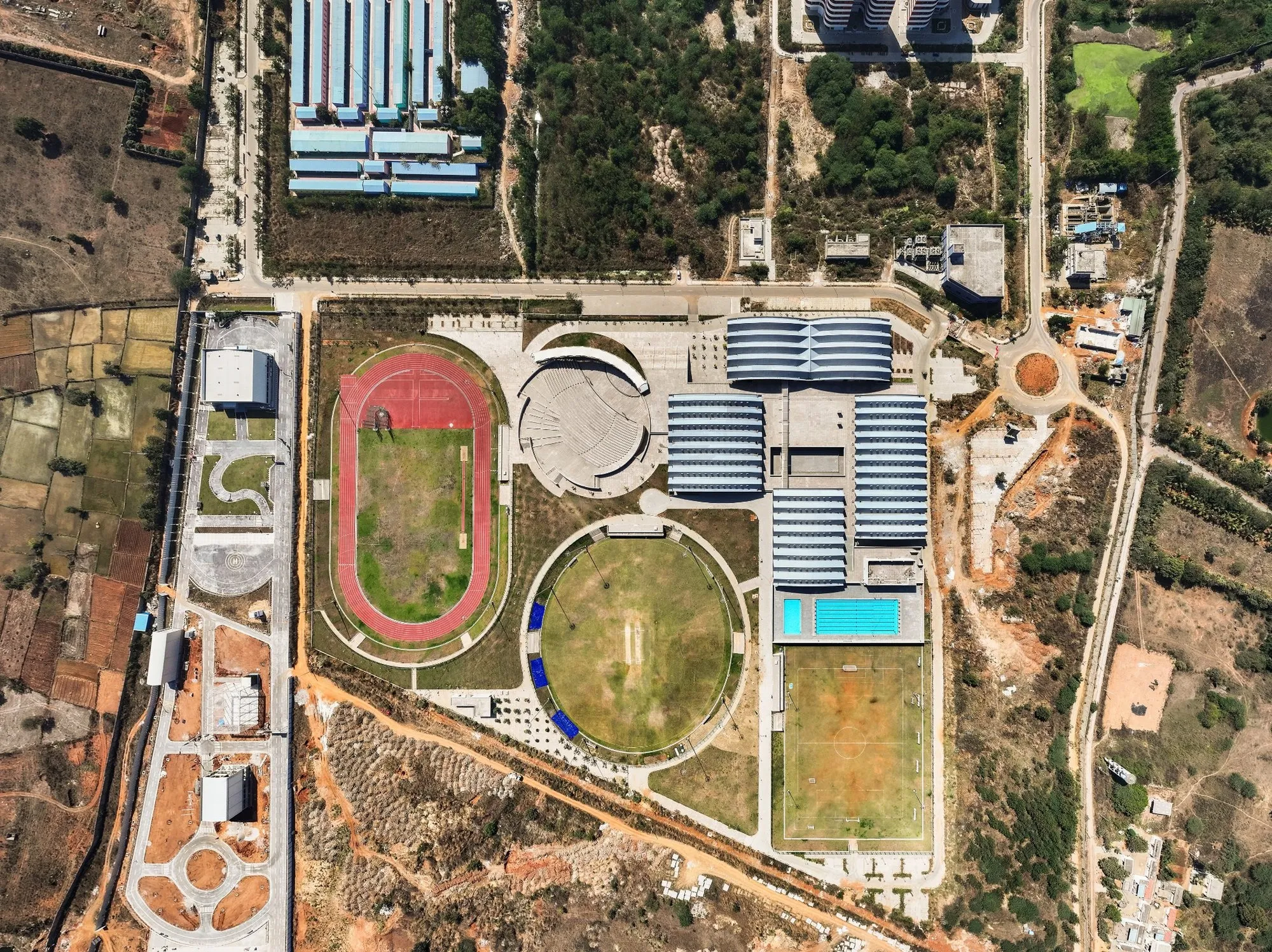 Three Japanese Firms Build India's Largest Folded Plate Structure for IIT Hyderabad's Sports Complex