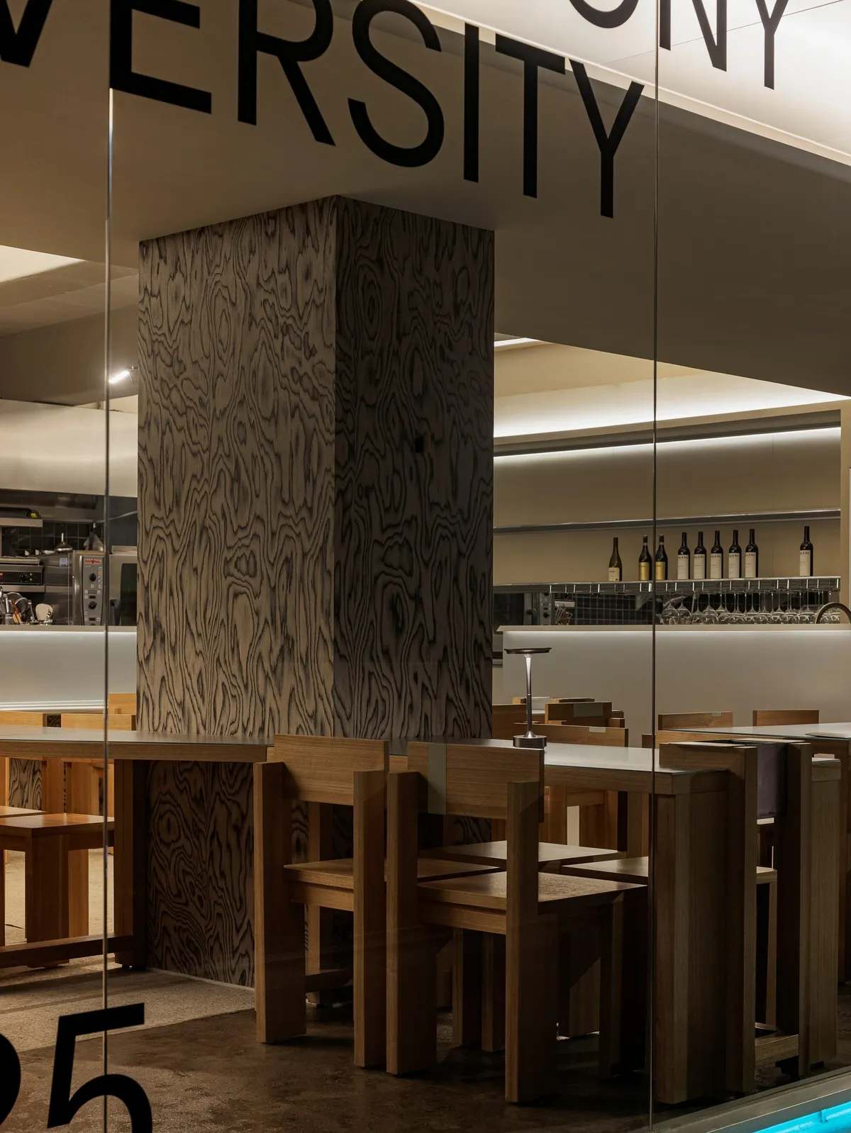 DESIGN2TONE Folds Industrial Grit and Fine Dining into a 109 m² Seoul Restaurant