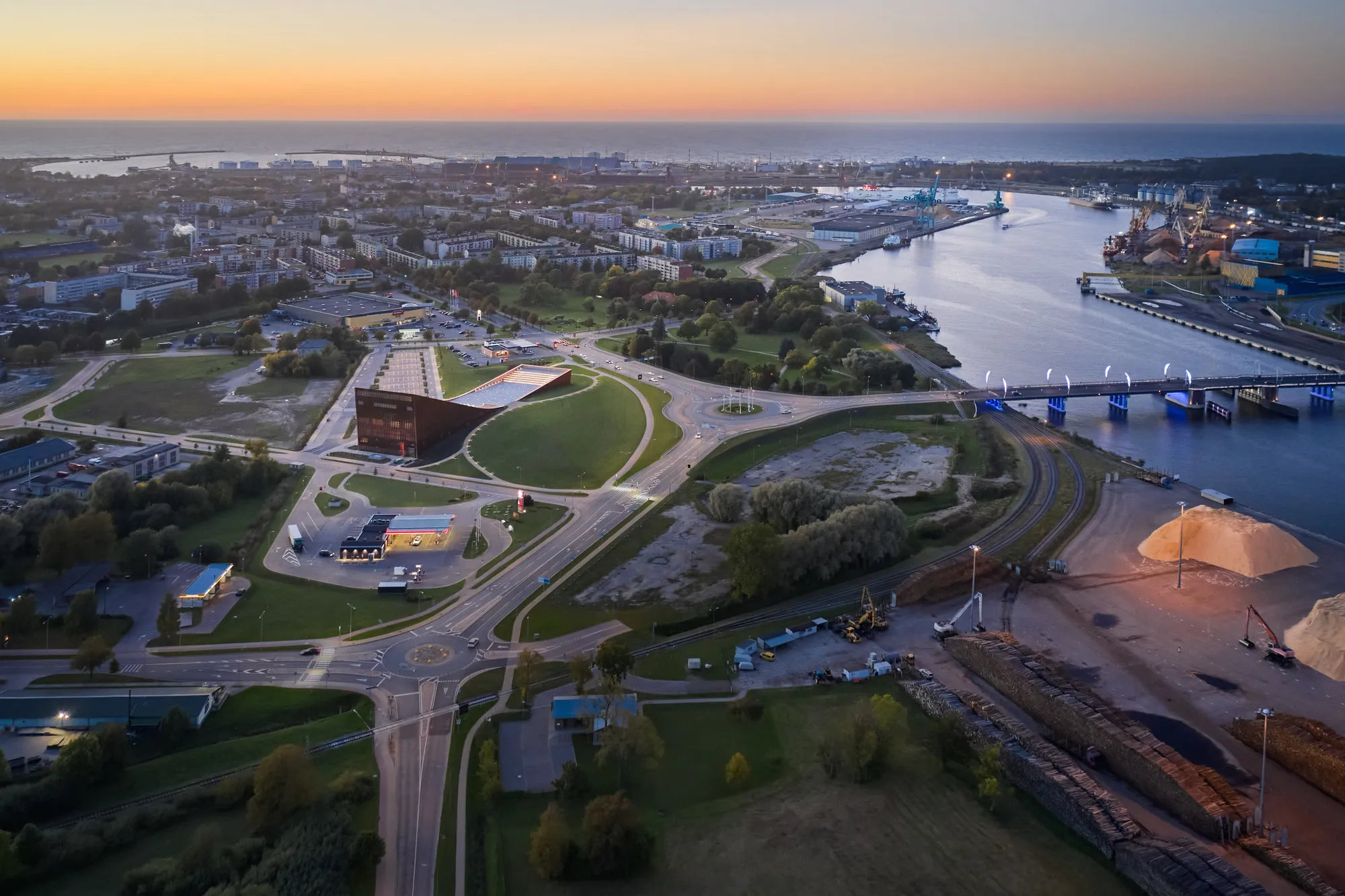 Audrius Ambrasas Architects Merge a Science Center into a Latvian Hillside at VIZIUM