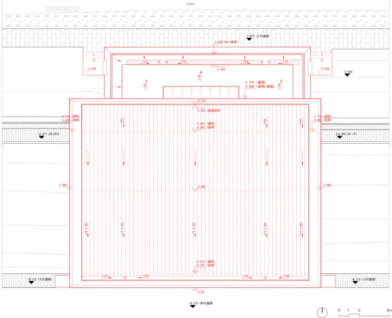 Floor plan drawing showing a large rectangular hall with linear structural elements and smaller service volumes