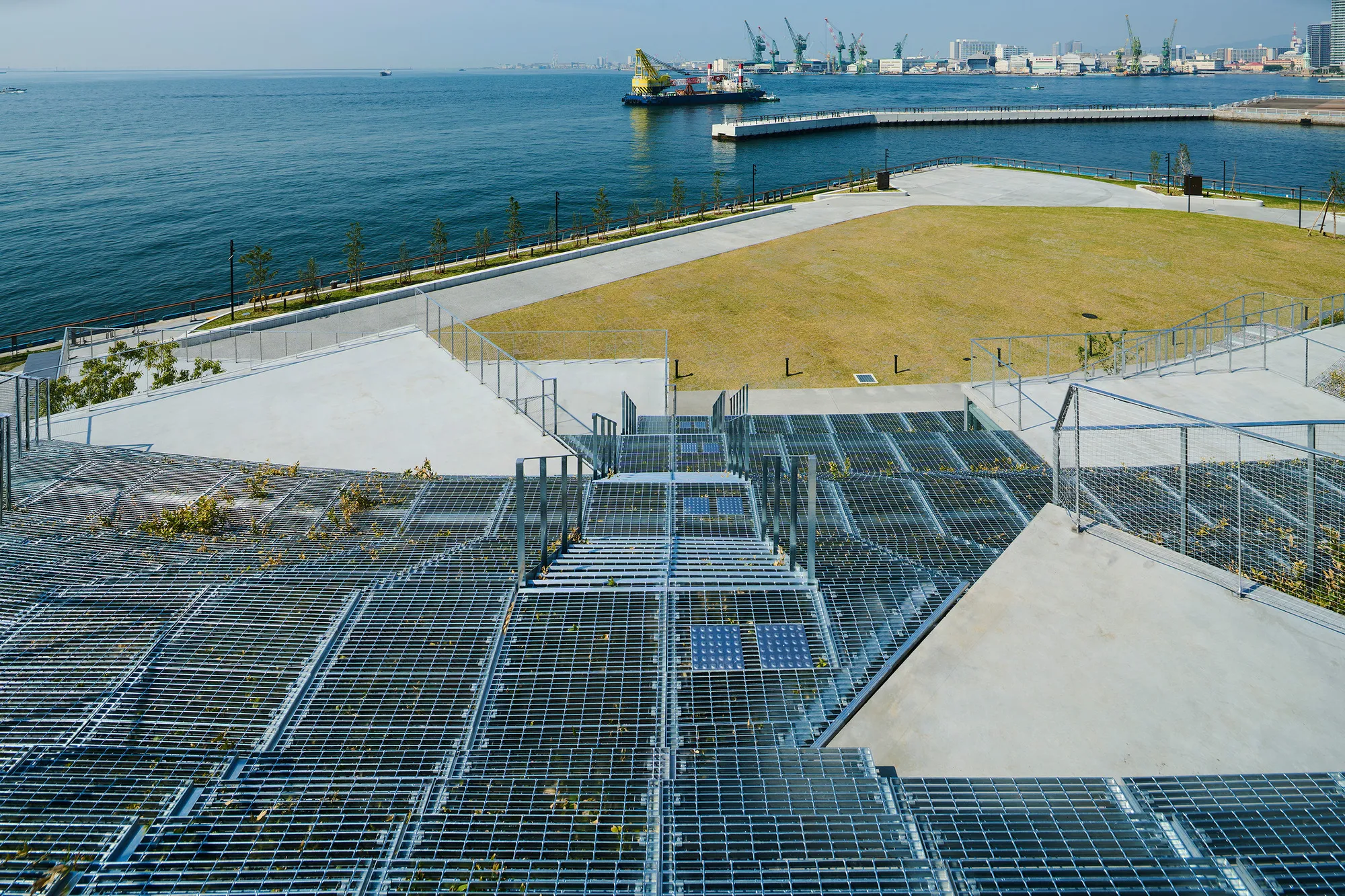 Tomohiro Hata Lifts a Kobe Pier into an Artificial Hill That Doubles as an Open-Air Theater