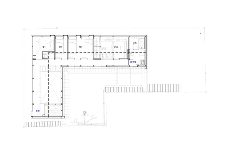Upper floor plan showing three rooms and terrace overlooking the central courtyard