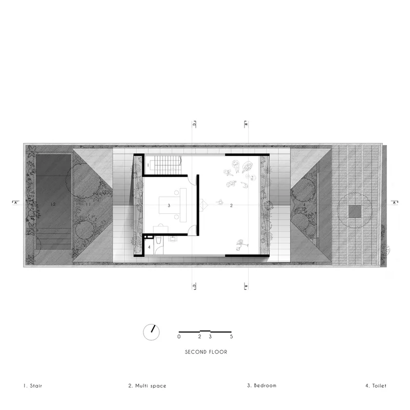 Second floor plan showing a central multipurpose room with flanking terraces and planted areas