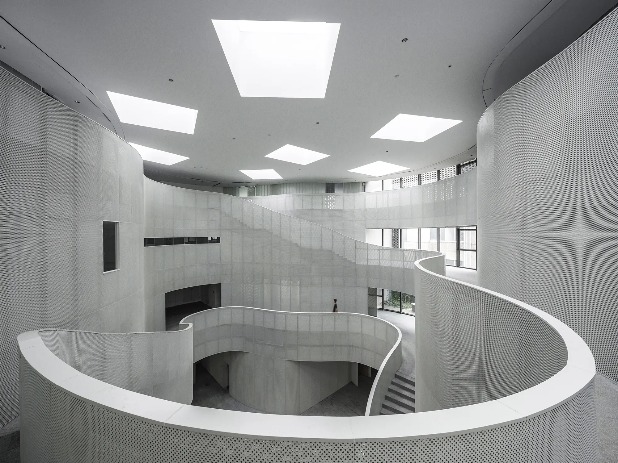 GL Studio Packs a Culture and Sports Center into Shenzhen's Dense Urban Fabric
