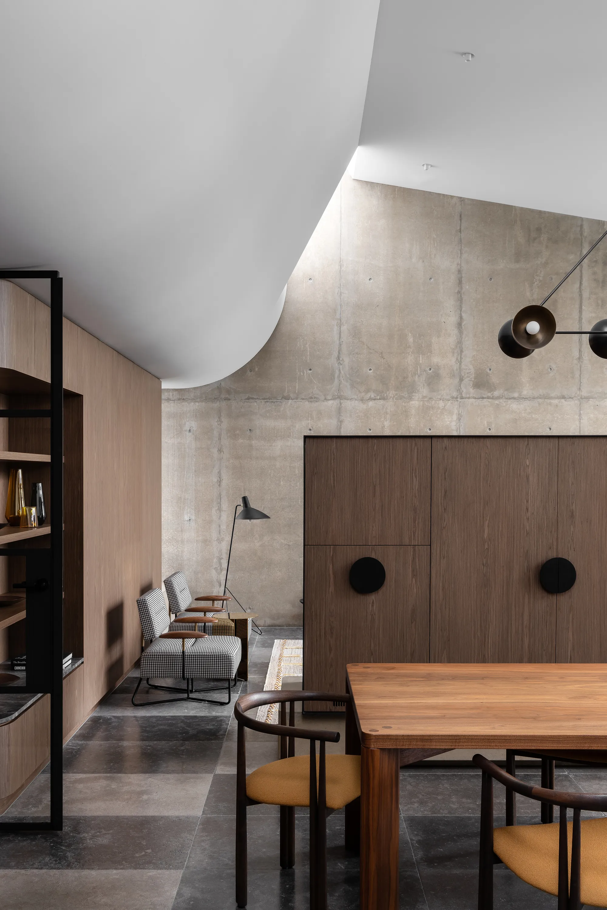Studio Gram Unfurls a Concrete Curve Through an Adelaide Queen Anne Villa
