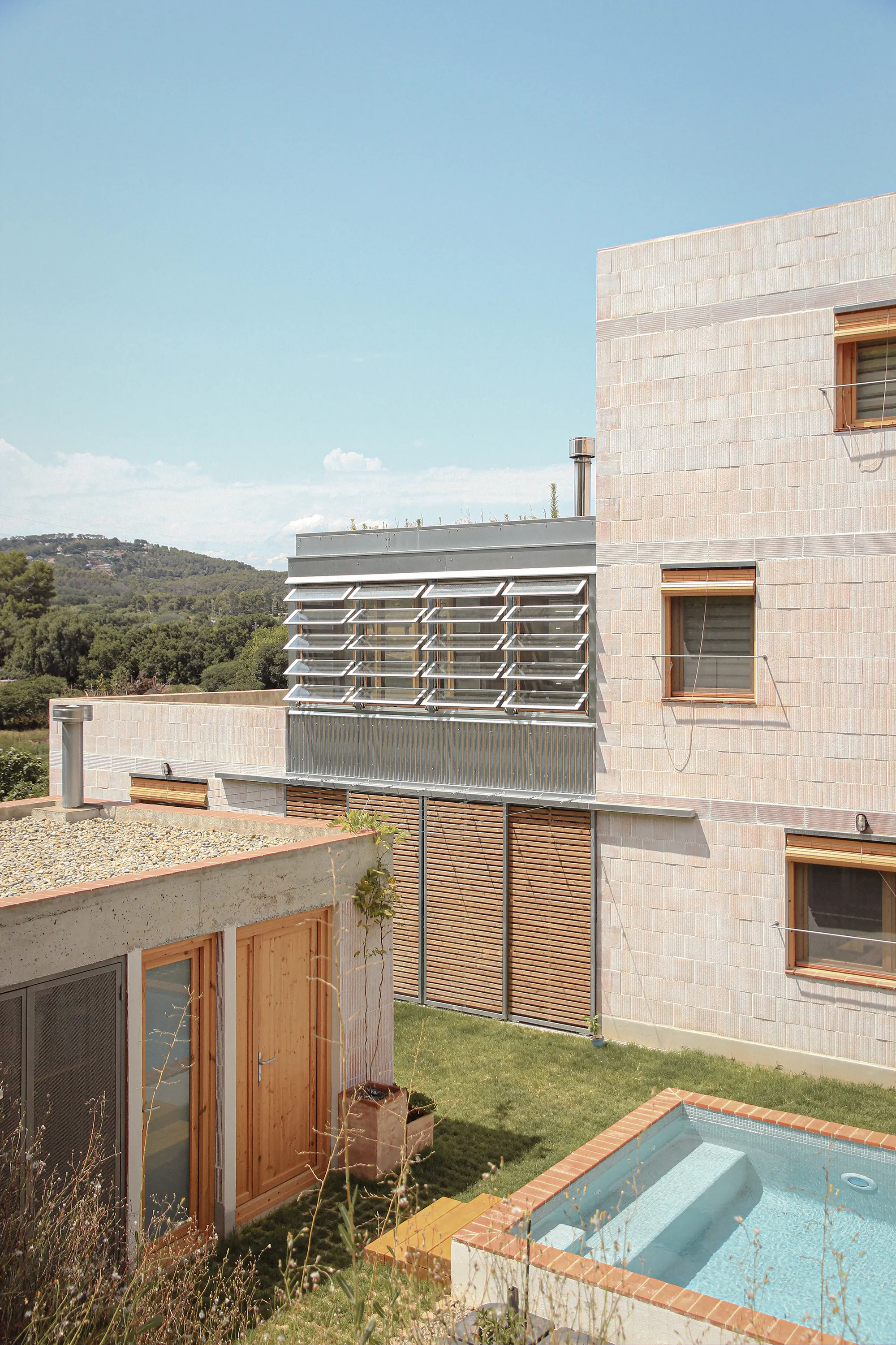 arqbag Splits a House in Two and Lets the Catalan Hillside Do the Rest