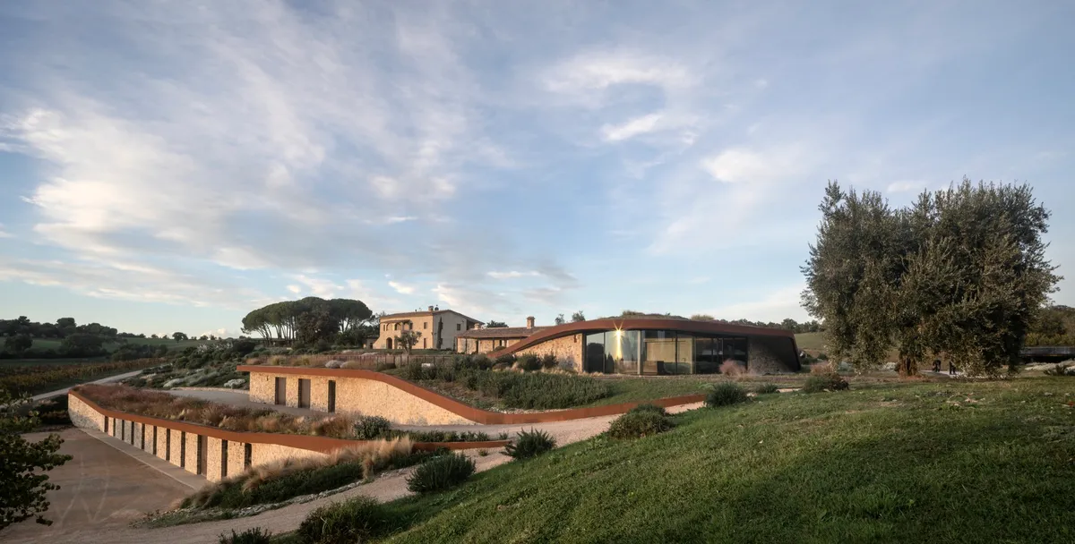 Ubik Architecture Buries a 2,000-Square-Meter Winery into a Tuscan Hillside