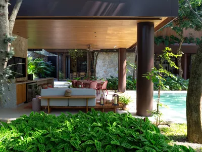Triplex Arquitetura Shapes a São Paulo House Around the Trees That Were Already There