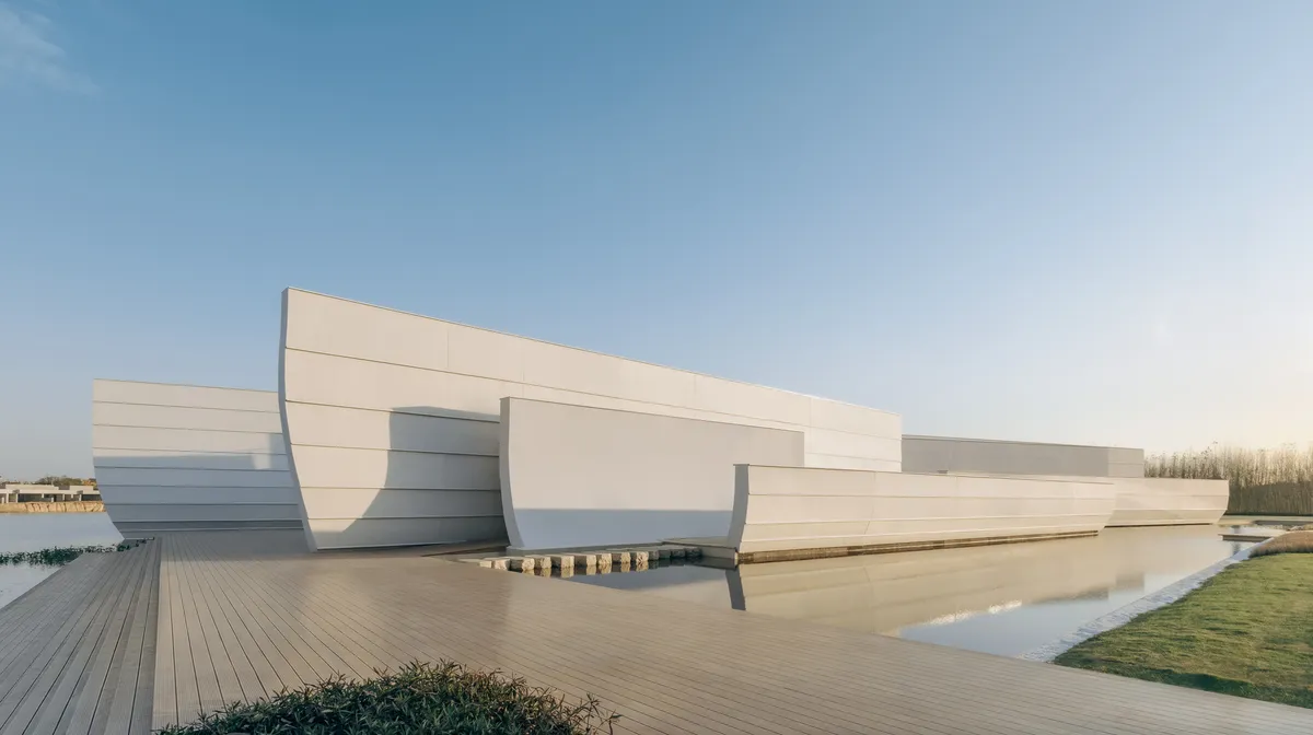 TAO Scatters a Field of White Walls Across a Wuhan Wetland to Build an Art Center That Breathes
