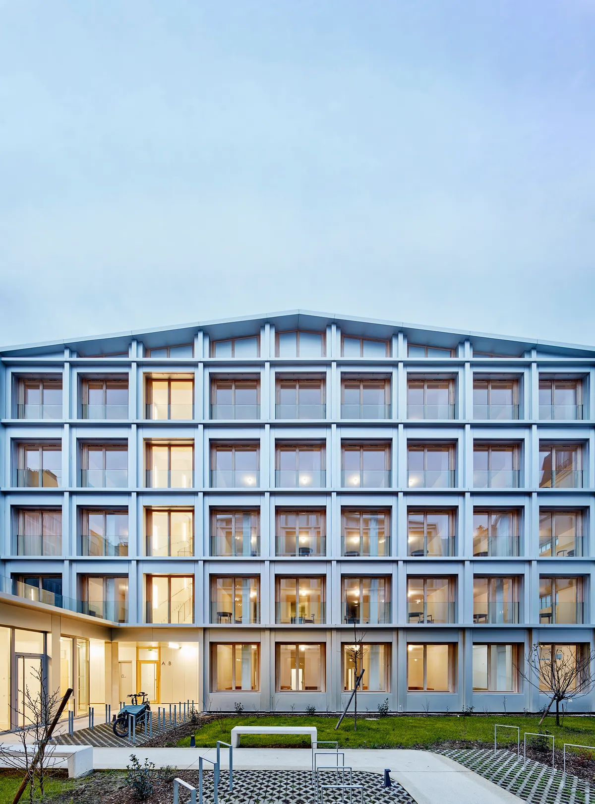 A Parisian Parking Lot Becomes Social Housing
