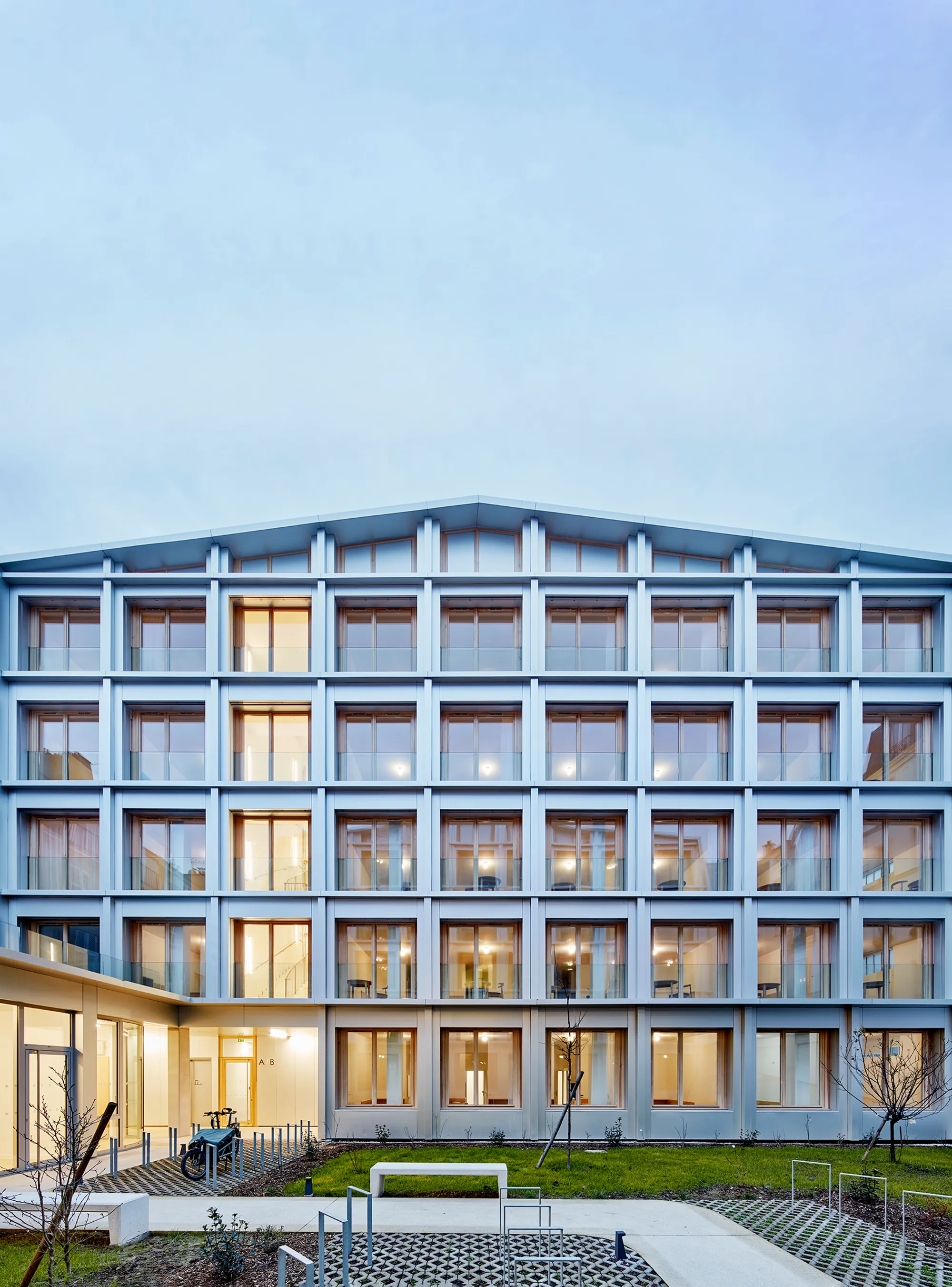 A Parisian Parking Lot Becomes Social Housing