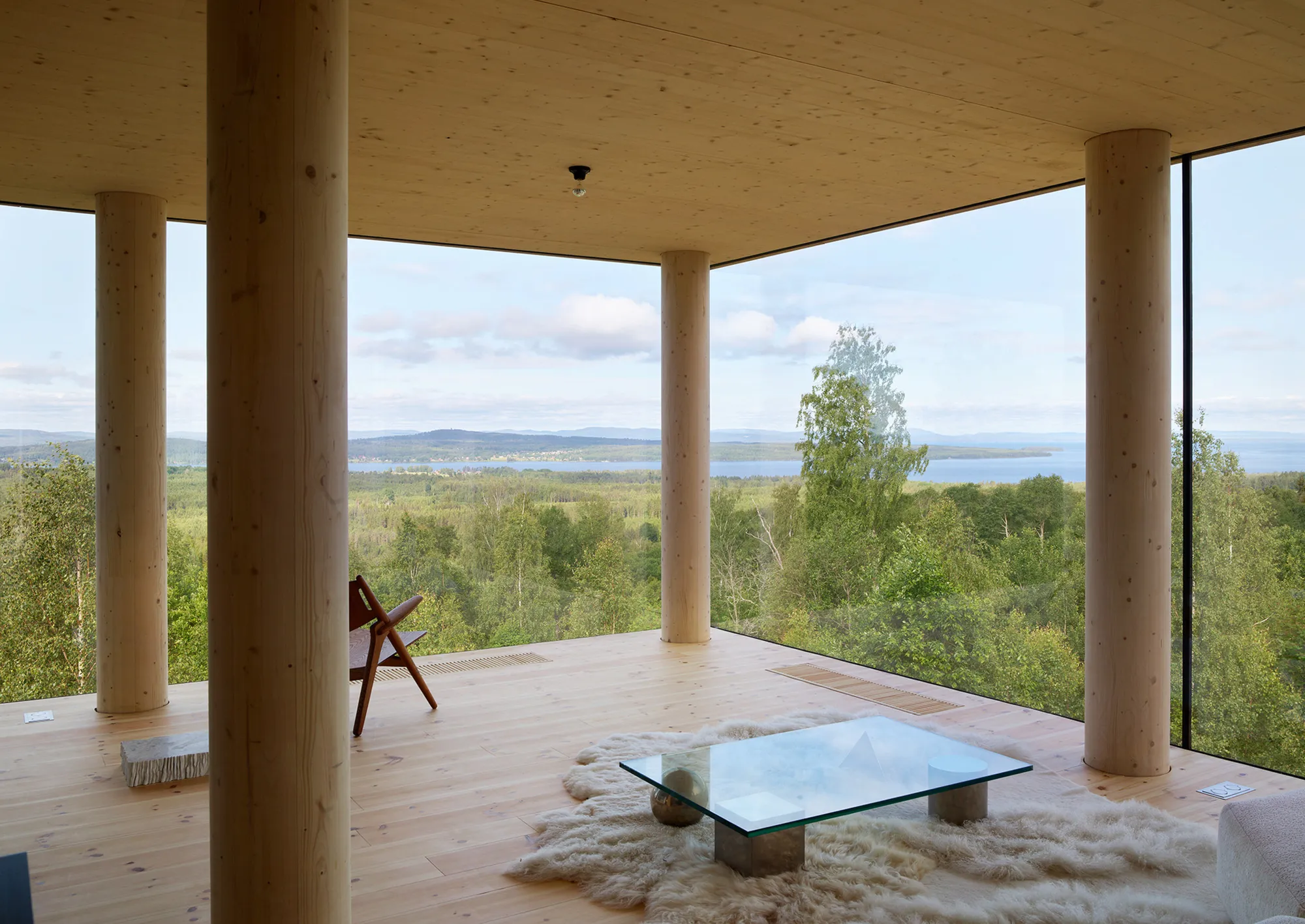 OFFICE KGDVS Floats a Holiday House on 25 Columns Above a Swedish Hillside