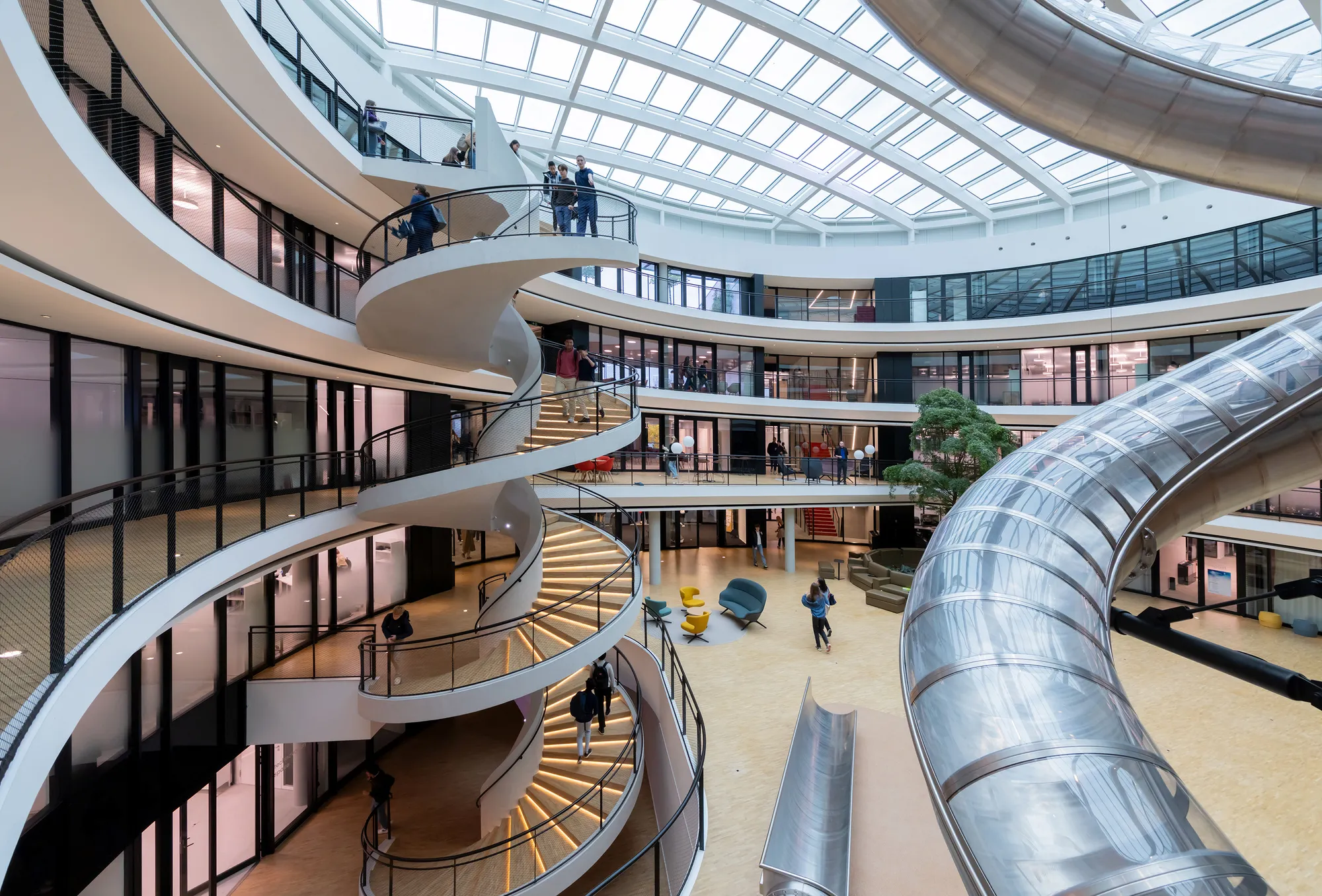 Bernard Tschumi Inscribes a Five-Story Science Center into a 250-Foot Circle for Institut Le Rosey