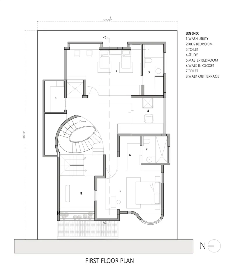 First floor plan drawing showing bedrooms arranged around a central curved staircase with landing