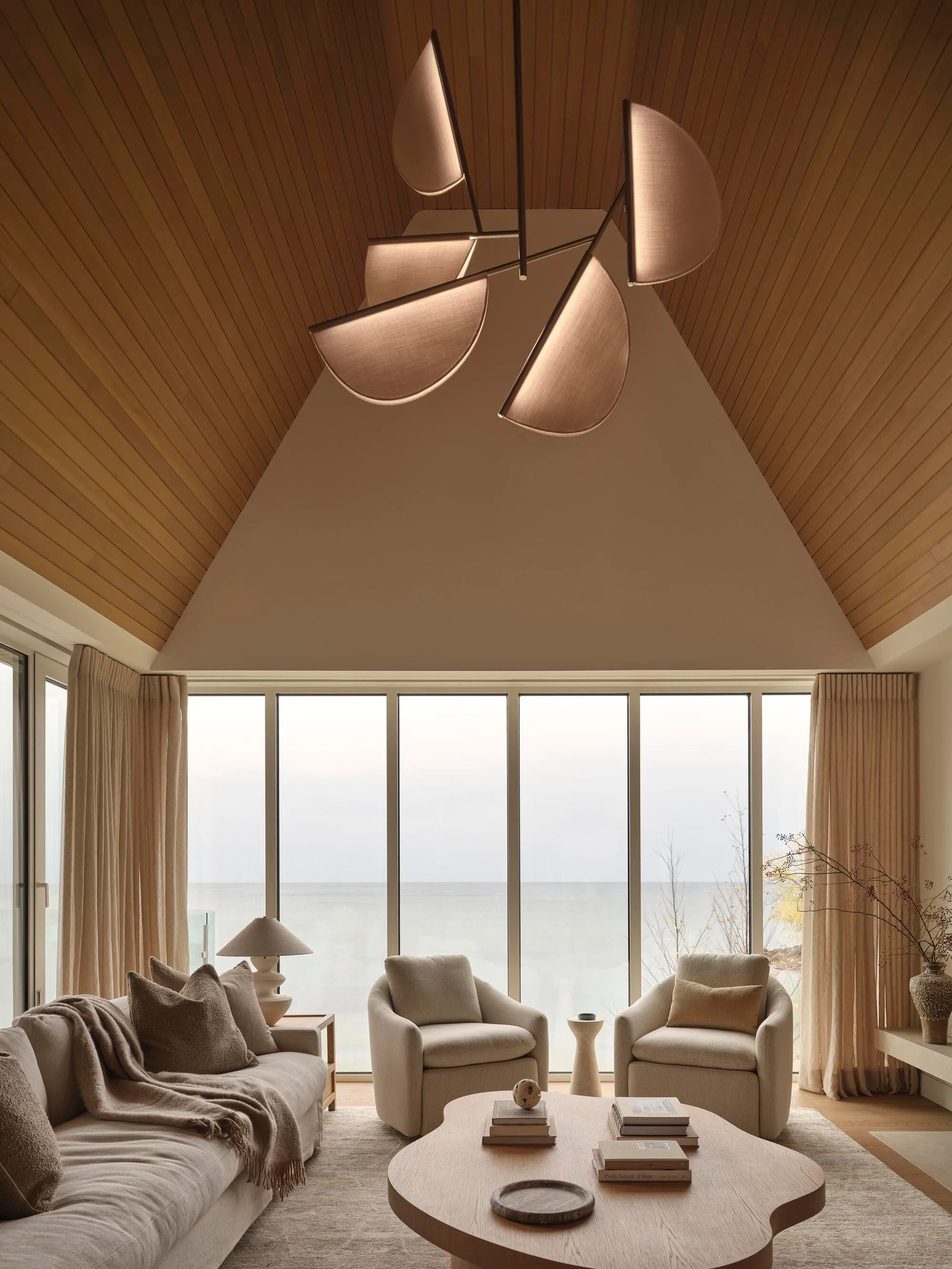 &Pierre Replaces a Family Cottage with a Year-Round Shoreline Home on Georgian Bay
