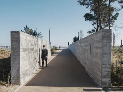 TTT and Darmody Architecture Carve a 2.2km Public Greenway Through Dublin's Working Port